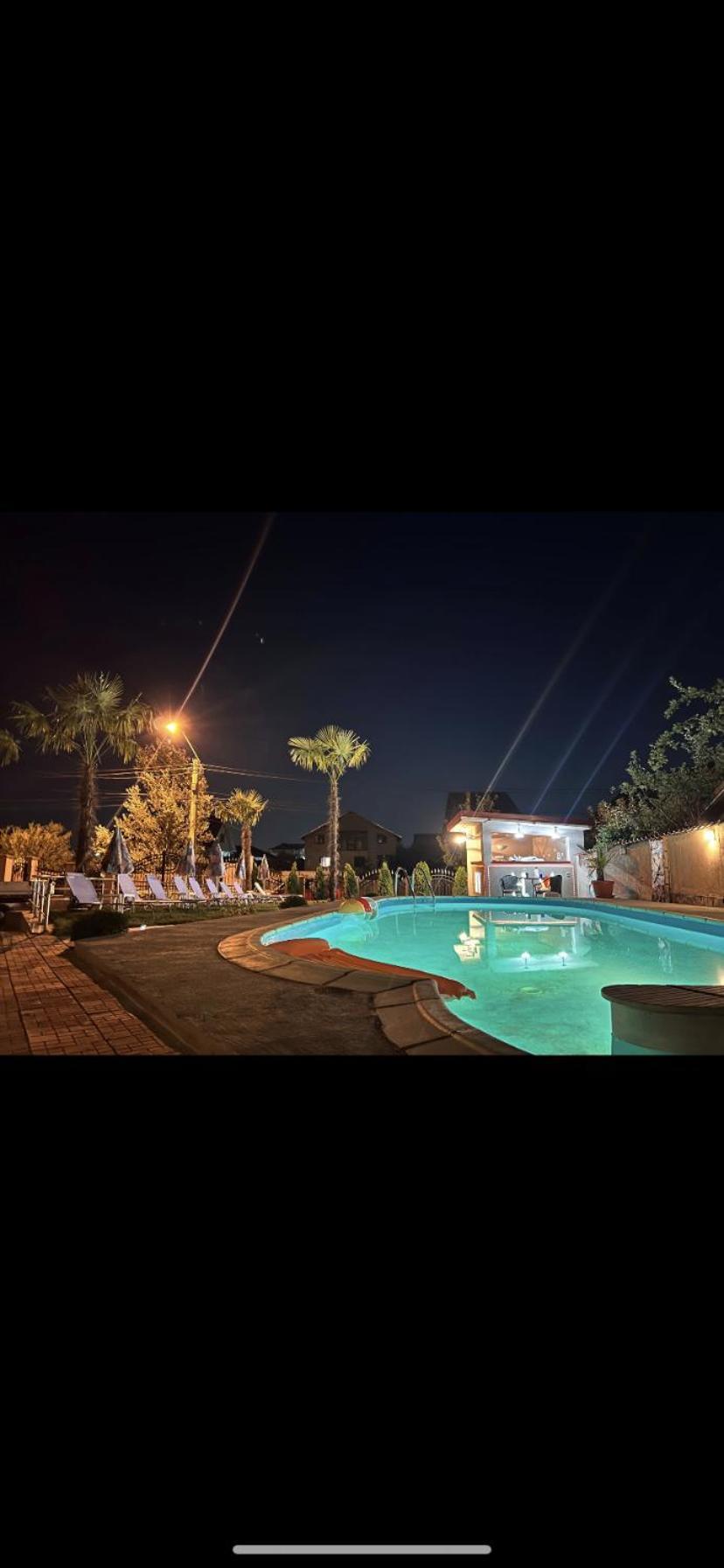 Hypnotic Villa 皮特什蒂 外观 照片